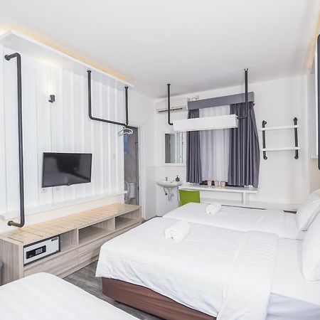 Istanaku Hotel Manado Kültér fotó