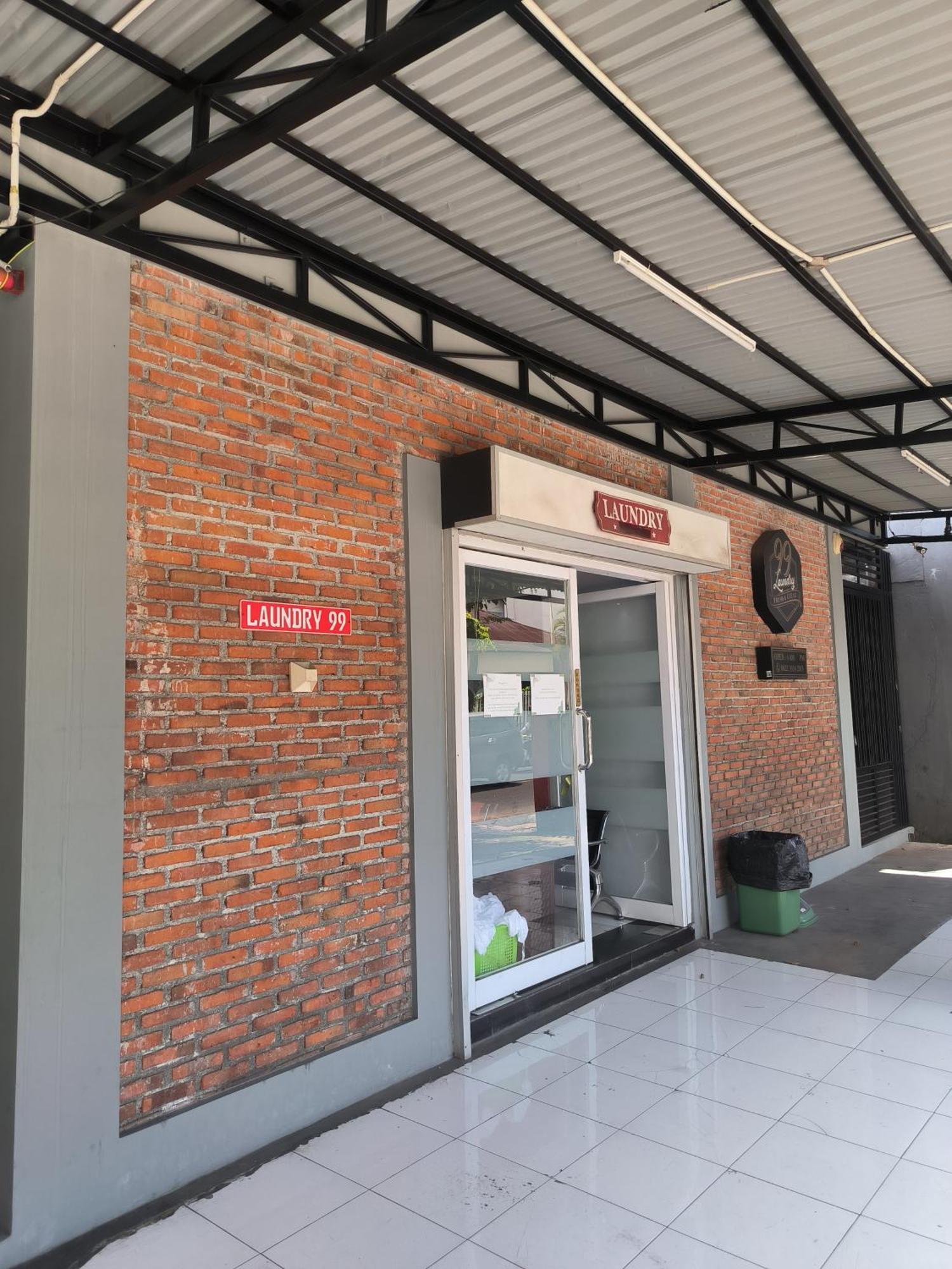 Istanaku Hotel Manado Kültér fotó
