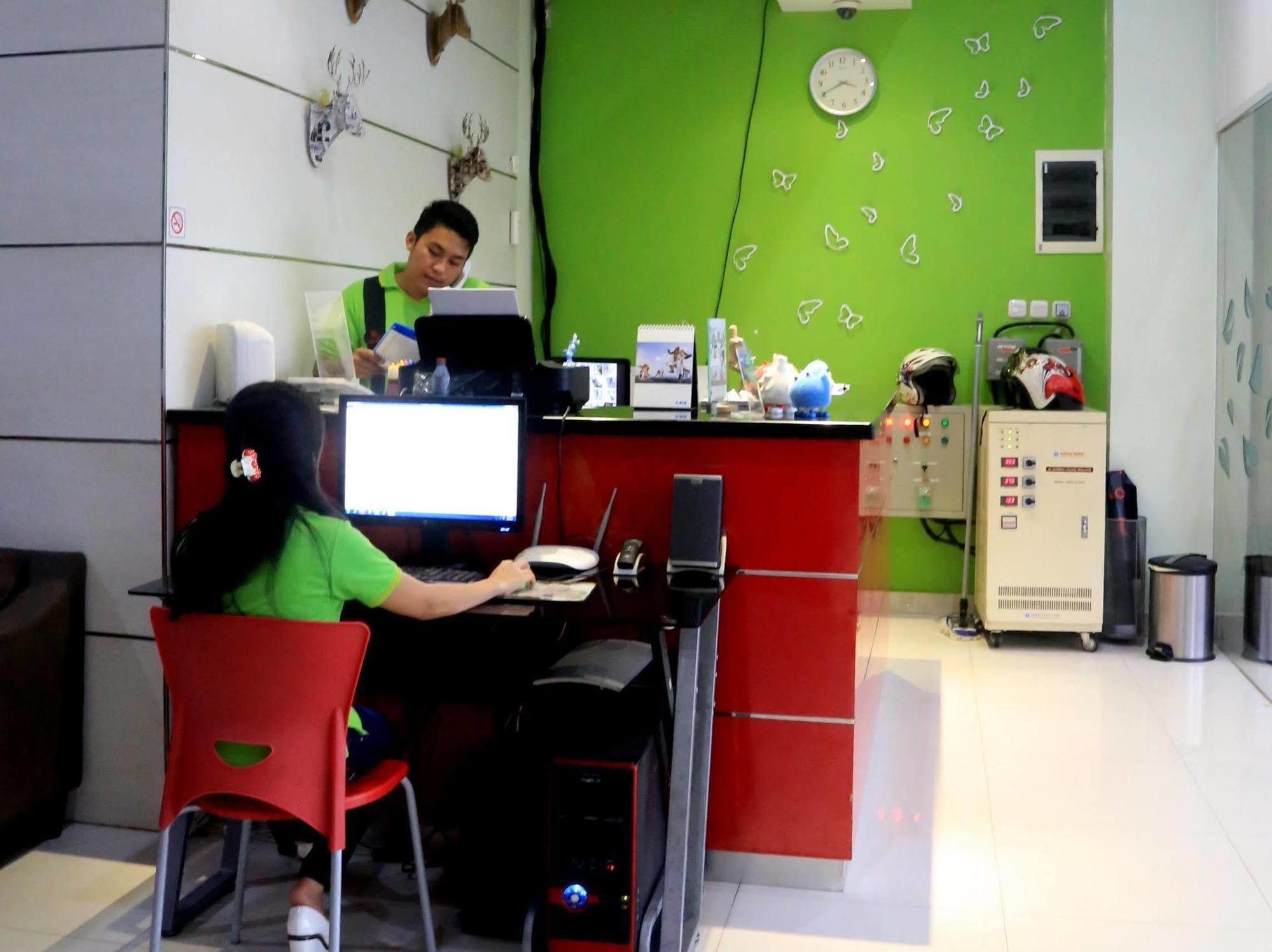 Istanaku Hotel Manado Kültér fotó